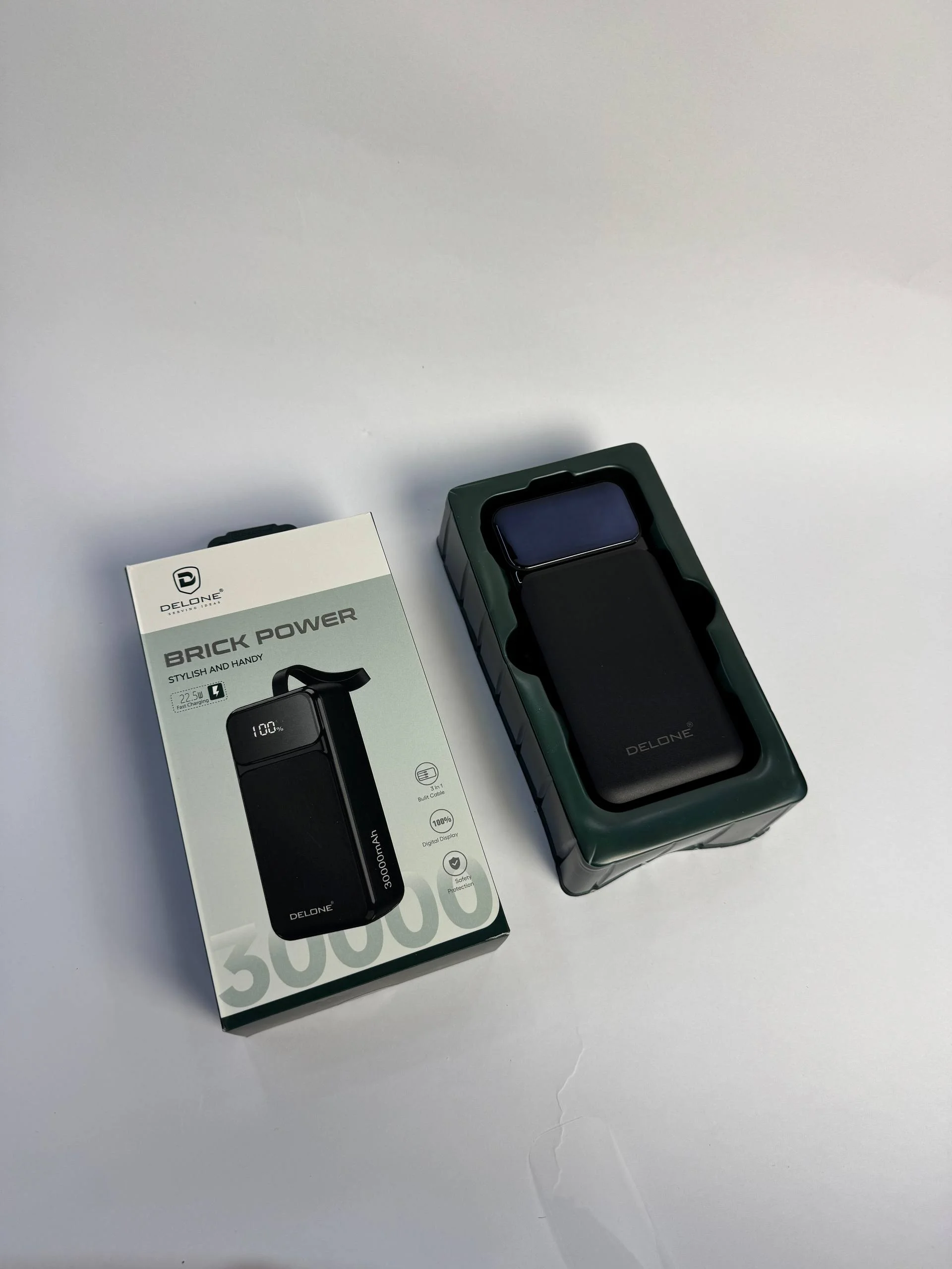 DELONE Brick Power 30000mAh 22.5W Fast Charging Power Bank — Powerbank