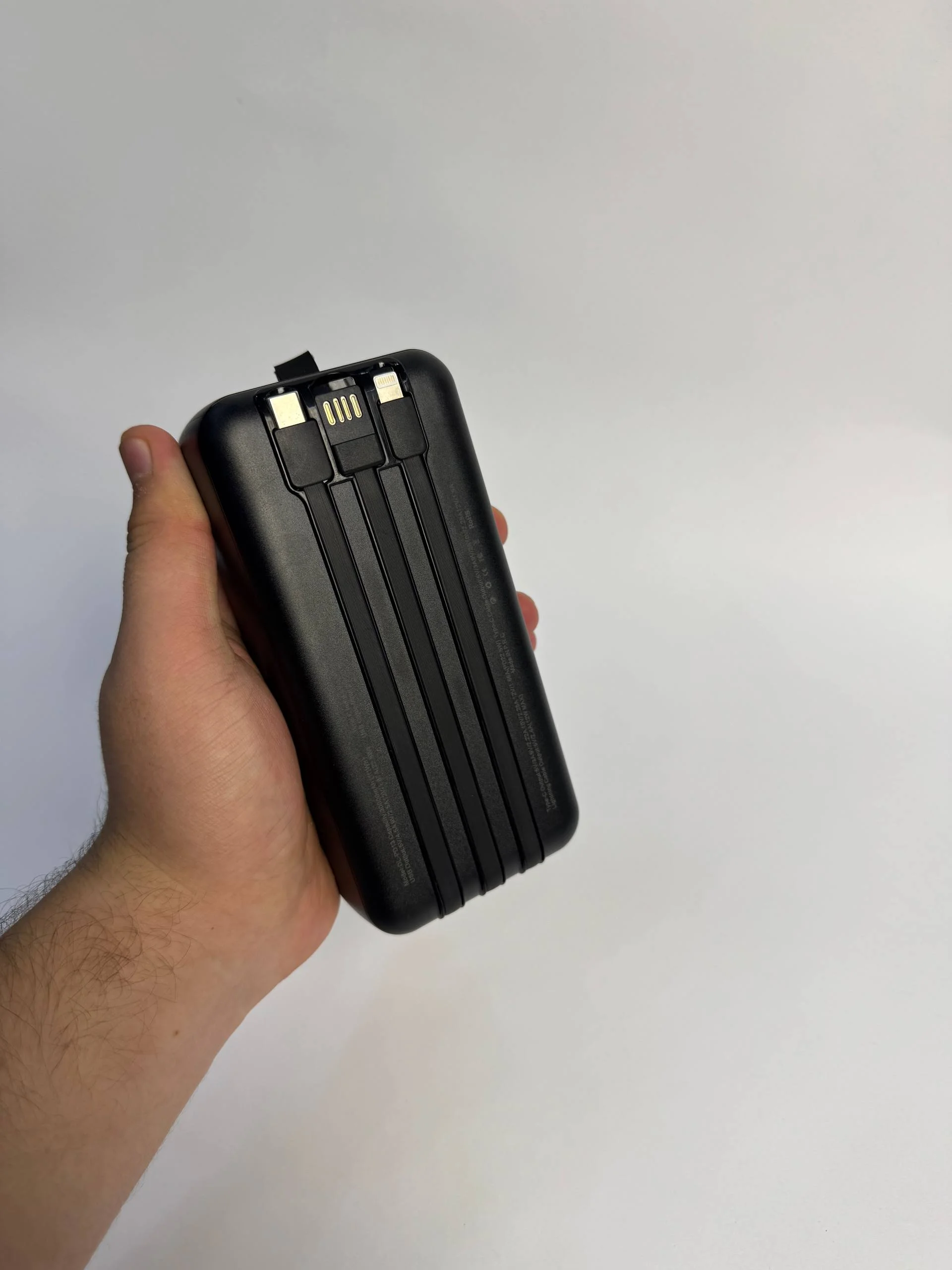 DELONE Brick Power 30000mAh 22.5W Fast Charging Power Bank — 3/4