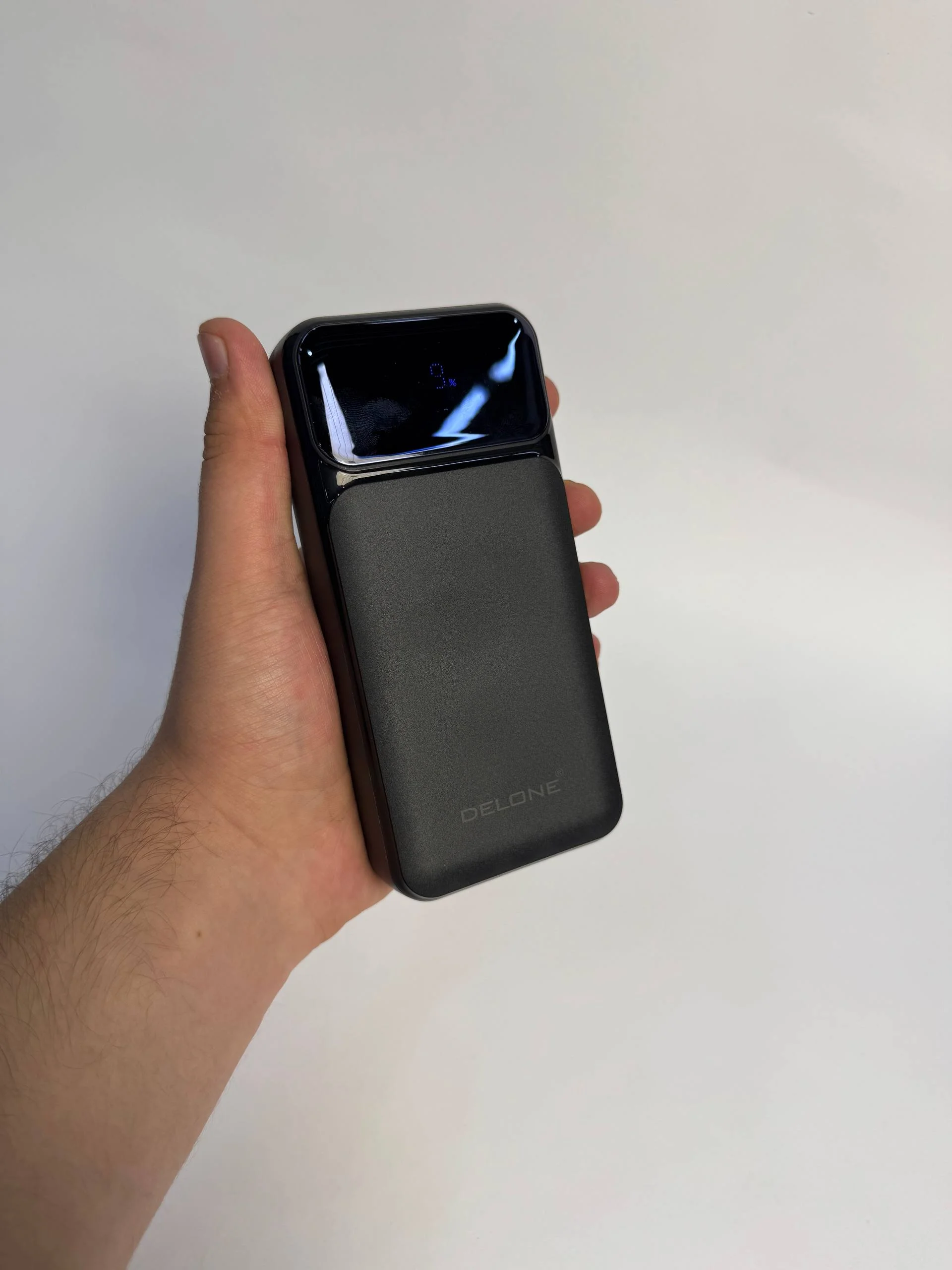 DELONE BRICK POWER 20000mAh – 22.5W Fast Charging Power Bank (Built-in Cable) — 2/4
