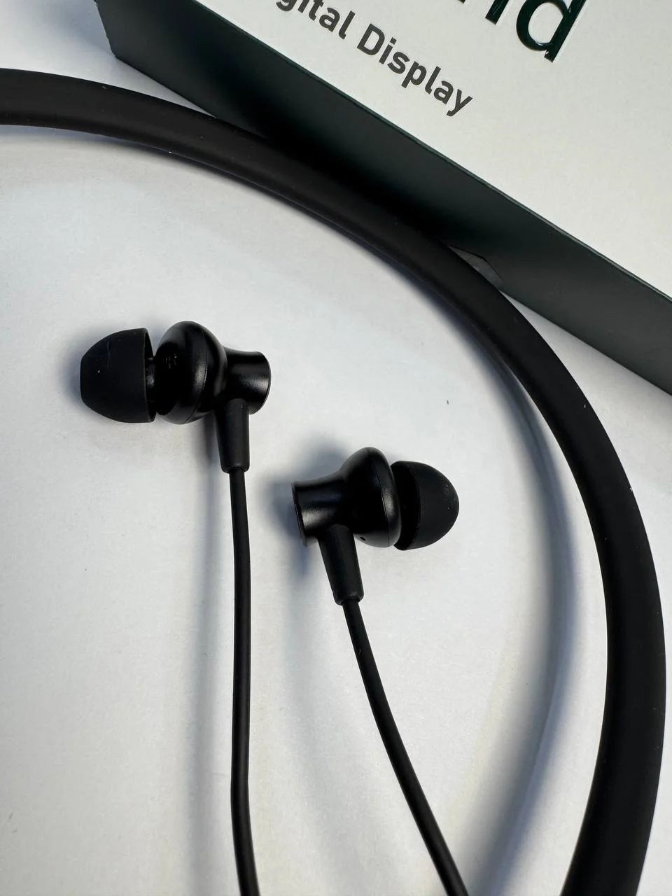 Delone simsiz bo'yinband quloqchin – Bluetooth 5.3, Digital Display, Type-C, sport va kundalik foydalanish uchun — 3/3