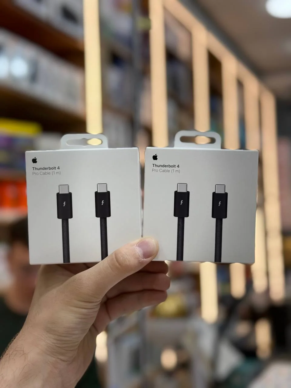Original ma'lumot uzatish kabeli Apple Thunderbolt 4 Pro Cable (1m) — Apple — Kabel