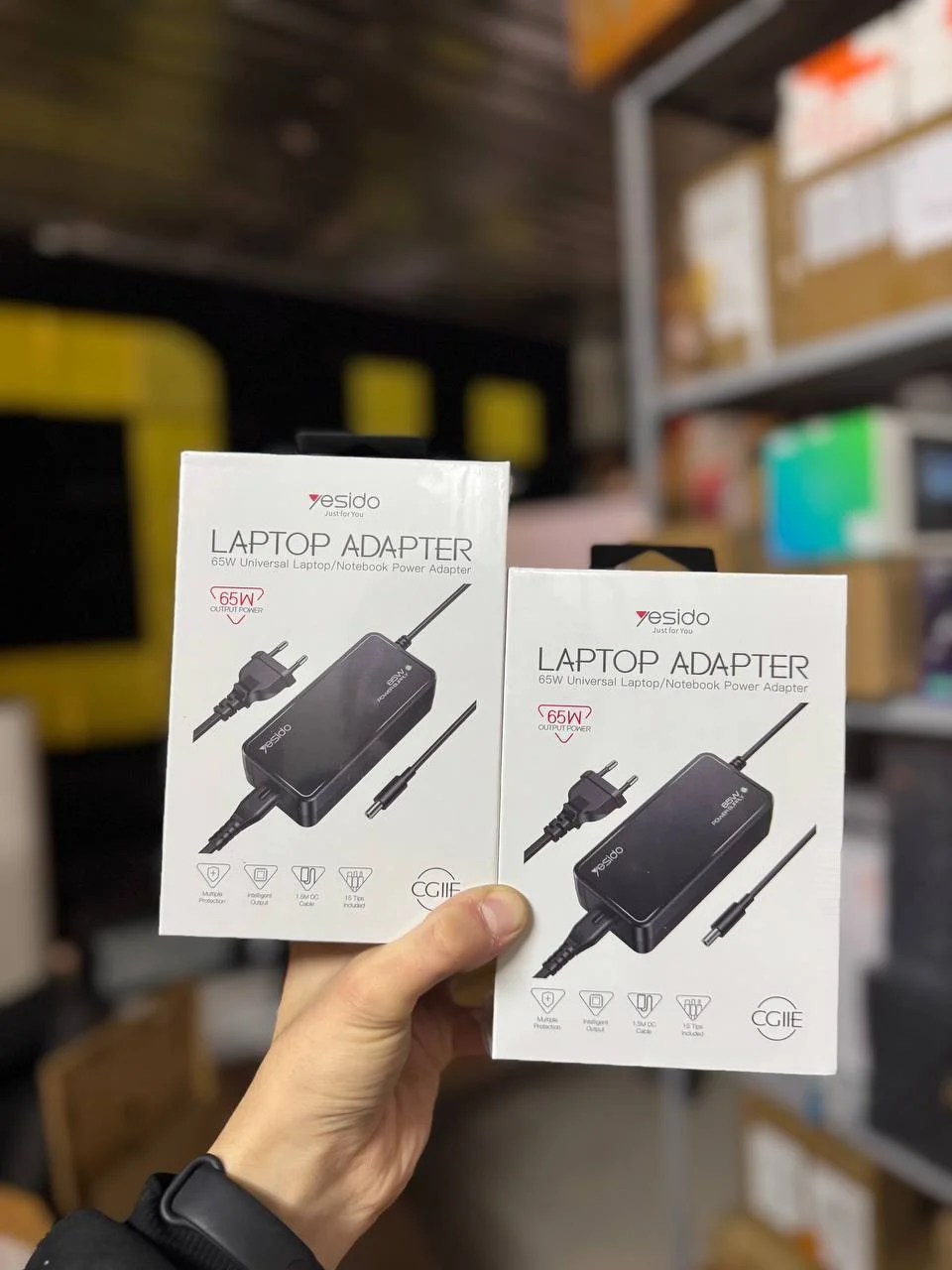 Noutbuk va qurilmalar uchun Yesido Laptop Adapter (65W Max) — Yesido
