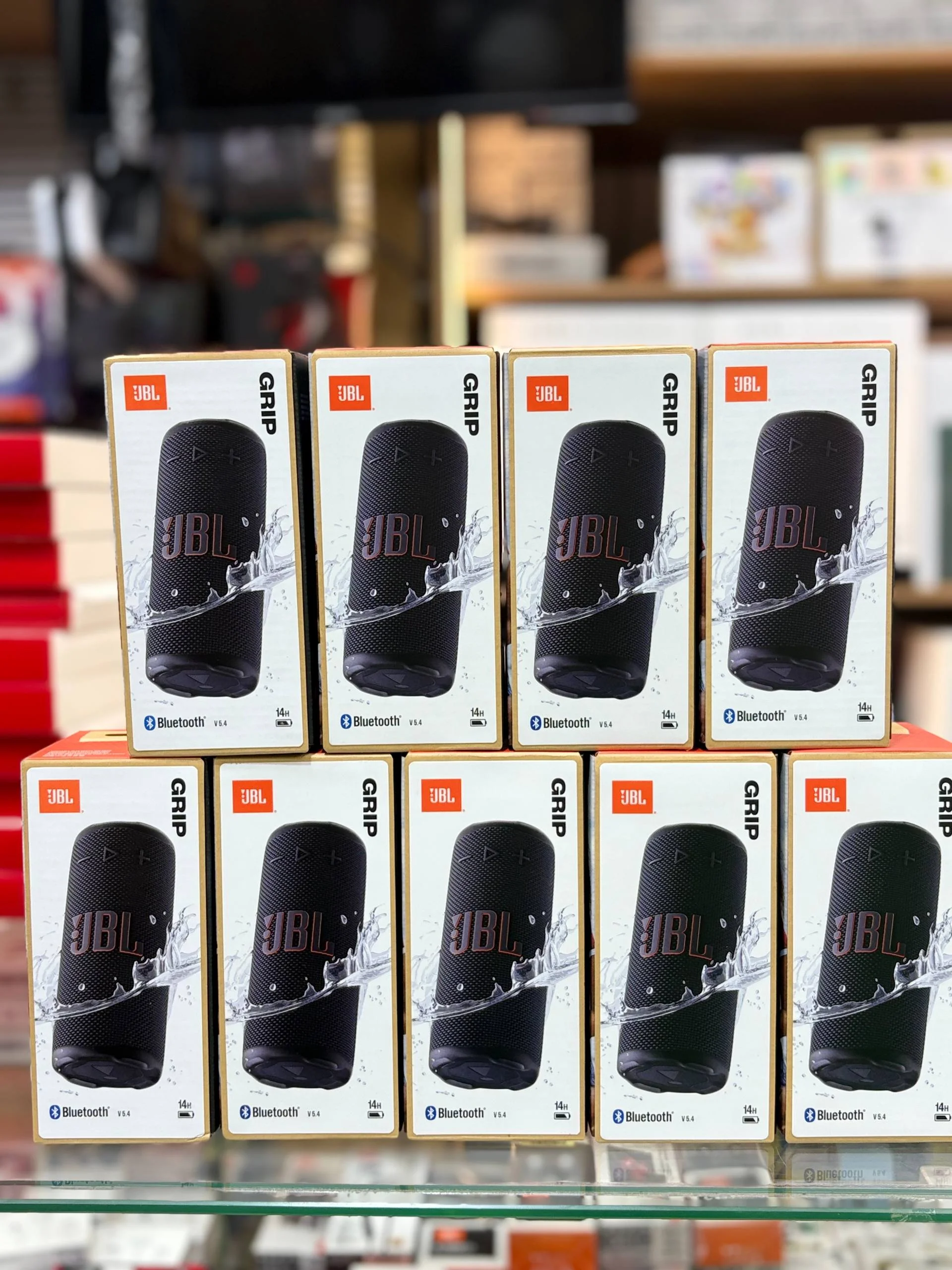 Portativ kolonka JBL Grip — Simsiz Bluetooth karnay, JBL Pro Sound, IP68 suv va chang himoyasi, 14 soat batareya — JBL