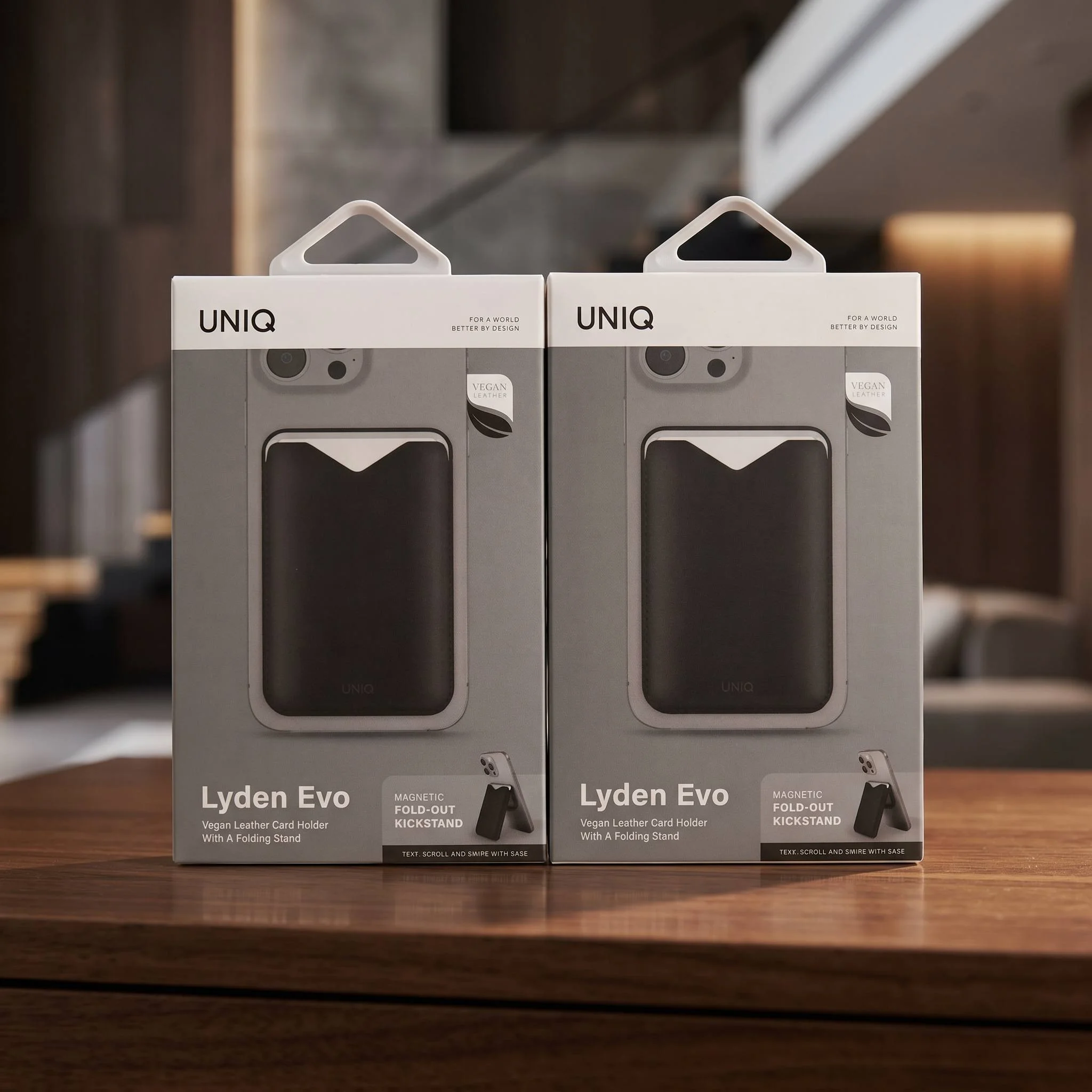 Magnitli Karta G'ilofi va Stendi UNIQ Lyden Evo MagSafe — BLACK