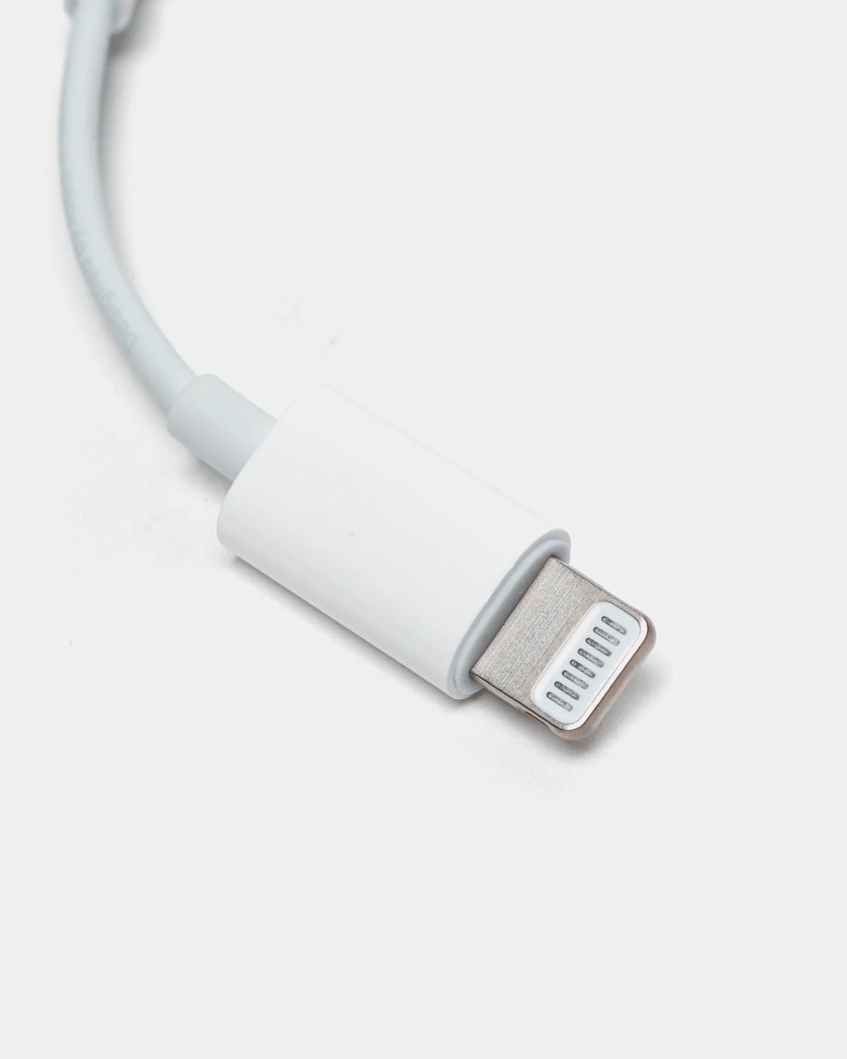 Perexadnik Apple USB-C to Headphone Jack Adapter (MU7E2AM/A) — 9/10